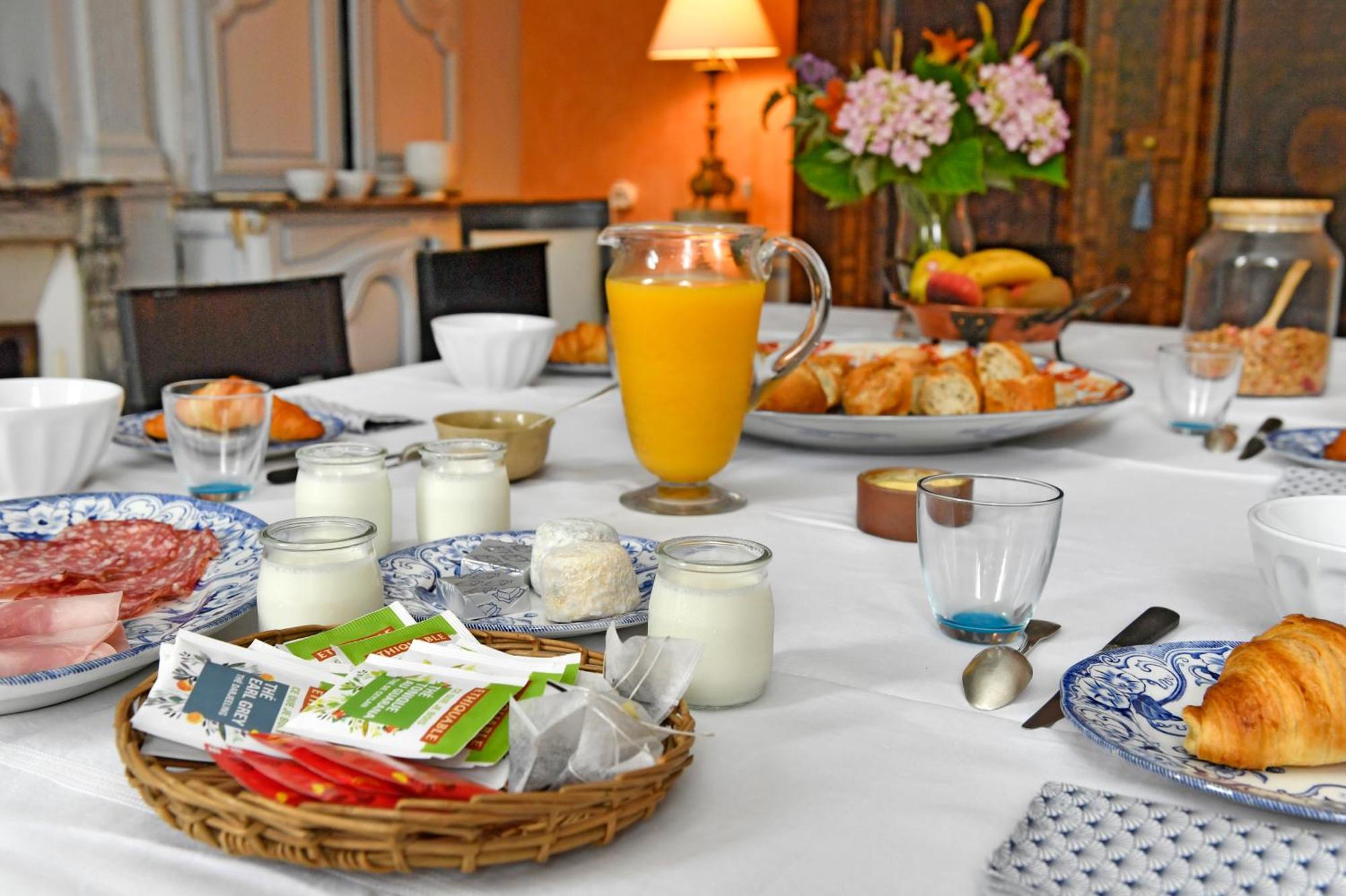 Le Nid De Dany Bed & Breakfast Cosne-Cours-Sur-Loire Luaran gambar